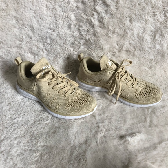 APL Techloom pro wheat cashmere blend sneakers size 8 - Picture 2 of 8